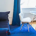 Baba Yaga 12 Apartment *